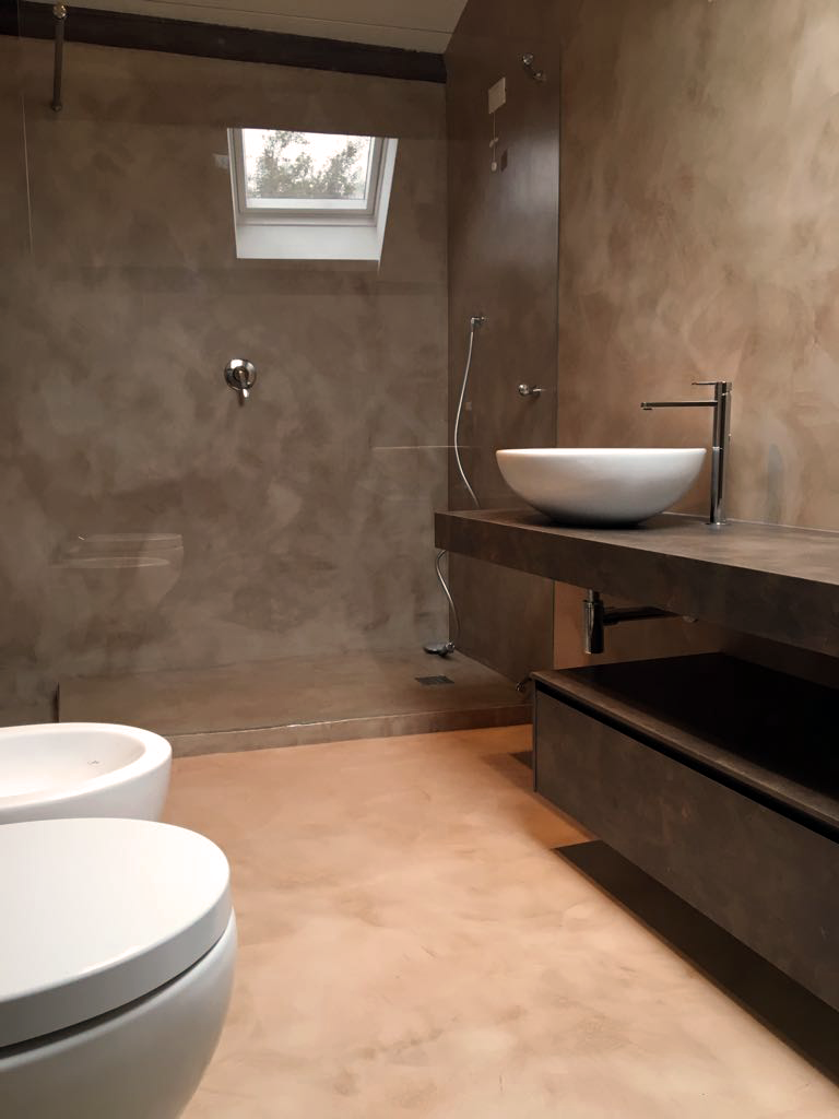 CEMENTO MADRE / Bagno