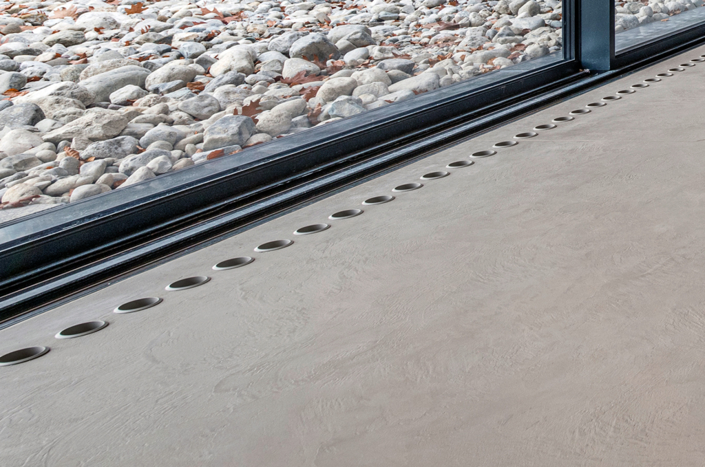 PIATRA CONTINUA PIATRA /