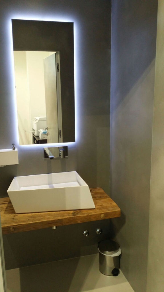 Podeaua BETON MAMA / Baie