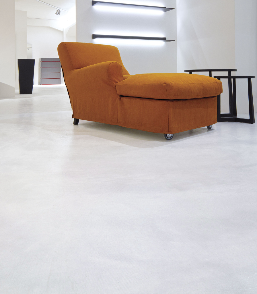 SPATOLATO / Pavimento